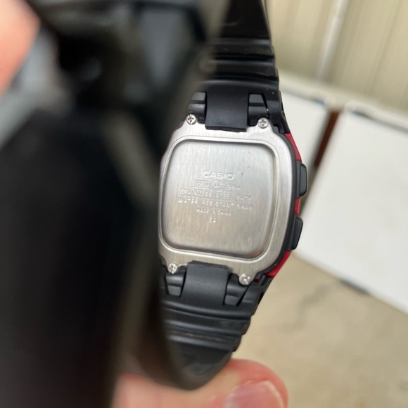 9012-AMT Casio W96H-4AV, 10 Year Battery, Chronograph Watch, Alarm, Illuminator - Picture 5 of 8